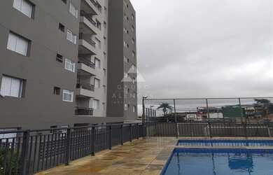 Imagem: O apartamento possui 2 Dormitórios, 1 Banheiro, 2 Vagas na