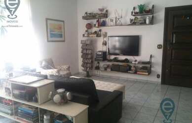 Imagem: A casa possui 4 Dormitórios, 5 Banheiros, 3 Vagas na garagem