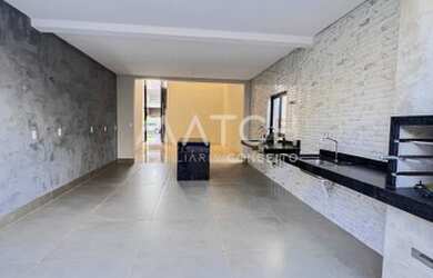 Imagem 6: Casa de condomínio para venda possui 215 metros quadrados com 4 quartos