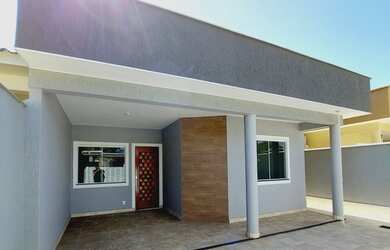 Imagem 1: Casa em Itaipuaçu. 110m² de Área, 2 Vagas na garageme3 Dormitórios