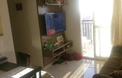 Imagem: O apartamento possui 3 Dormitórios, 1 Banheiro, 1 Vaga na garagem