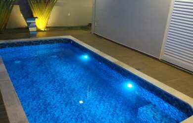 Imagem: A casa em condomínio possui 3 Dormitórios, 3 Banheiros, 2