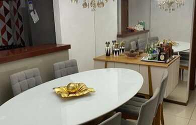 Imagem: O apartamento possui 2 Dormitórios, 2 Banheiros, 1 Vaga na