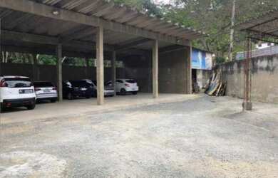 Imagem: O depósito possui 800m² de Área e está localizado em Paineira