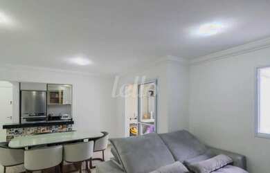 Imagem: O apartamento possui 2 Dormitórios, 2 Banheiros, 2 Vagas na