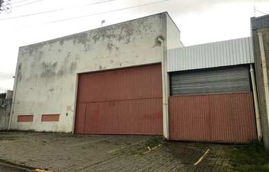 Imagem: O depósito possui 5 Vagas na garagem, 1.000m² de Área e