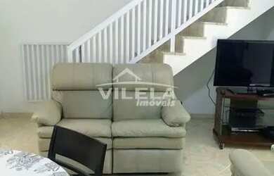 Imagem: A casa possui 2 Dormitórios, 1 Banheiro, 2 Vagas na garagem