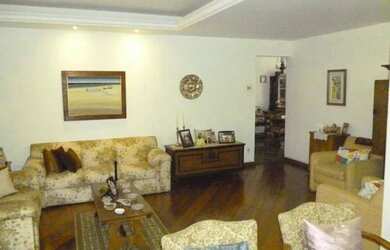 Imagem: O apartamento possui 4 Dormitórios, 3 Banheiros, 1 Vaga na