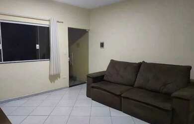 Imagem: A casa possui 2 Dormitórios, 1 Banheiro, 100m² de Área e