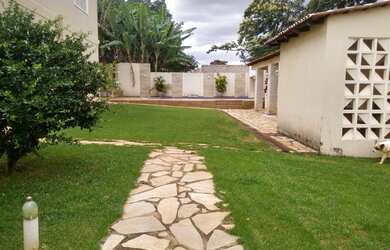 Imagem: A casa em condomínio possui 1 Dormitório, 1 Banheiro, 5 Vagas