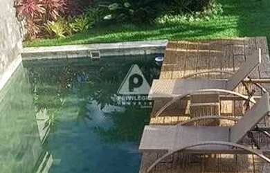 Imagem 1: Casa em Condomínio à venda, 5 quartos, 5 suítes, 3 vagas, BARRA DA TIJUCA - RIO DE JANEIRO