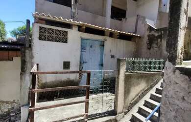 Imagem: A casa possui 4 Dormitórios, 4 Banheiros e 170m² de Área