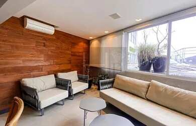 Imagem: O apartamento possui 4 Dormitórios, 5 Banheiros, 4 Vagas na