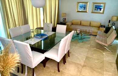 Imagem 1: Casa Alto Padrão. Piscina, Área de serviço, 600m² de Áreae3 Vagas...