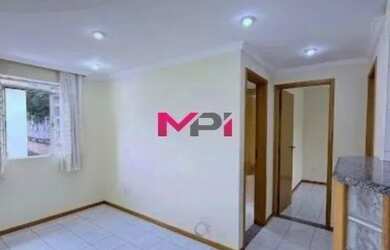 Imagem: O apartamento possui 2 Dormitórios, 1 Banheiro, 1 Vaga na garagem