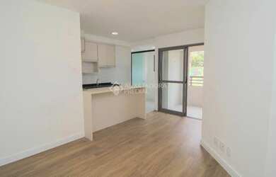 Imagem: O apartamento possui 2 Dormitórios, 2 Banheiros, 2 Vagas na