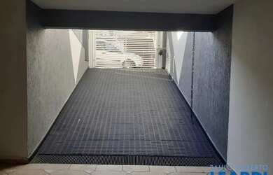 Imagem 14: SOBRADO - CERÂMICA - SP. Área de serviço, 320m² de Área, 5 Vagas...