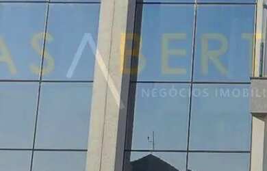 Imagem 2: Sobrado dos Sonhos à Venda no Bairro Alto, fachada de vidro, planta bem...