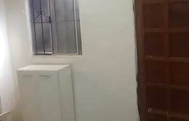 Imagem 3: ALUGO CASA PERTO DA ESTAÇÃO AEROPORTO 1/4