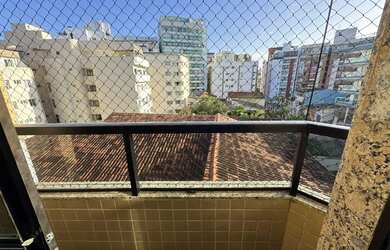 Imagem 2: Imóvel para venda possui 110 metros quadrados com 3 quartos em Centro - Guarapari - ES