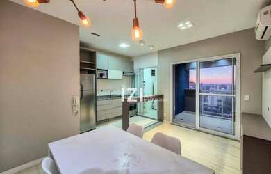 Imagem: O apartamento possui 2 Dormitórios, 2 Banheiros, 1 Vaga na