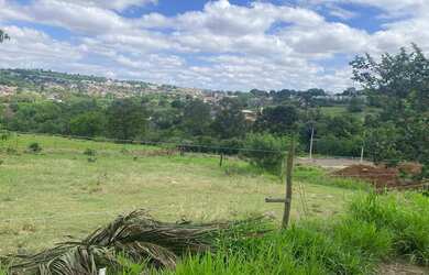 Imagem: Vendo Terreno/Lote no centro de Toledo