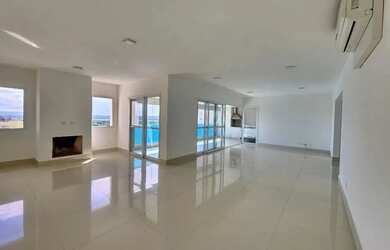 Imagem: O apartamento possui 4 Dormitórios, 5 Banheiros, 2 Vagas na