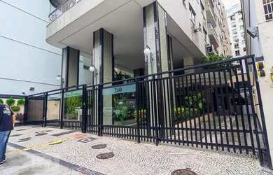 Imagem: O apartamento possui 3 Dormitórios, 3 Banheiros, 2 Vagas na