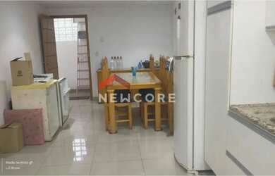 Imagem: A casa possui 5 Dormitórios, 4 Banheiros, 5 Vagas na garagem