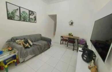 Imagem: A kitnet possui 1 Dormitório, 1 Banheiro, 1 Vaga na garagem