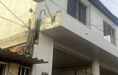 Imagem: A casa possui 2 Dormitórios, 1 Banheiro, 1 Vaga na garagem