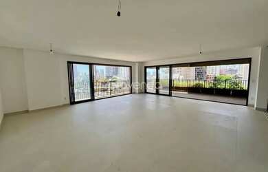 Imagem: O apartamento possui 4 Dormitórios, 5 Banheiros, 3 Vagas na