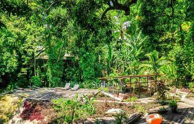 Imagem: A casa em condomínio possui 1 Dormitório, 2 Banheiros, 3 Vagas