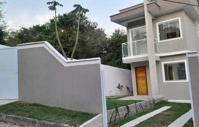 Imagem: A casa em condomínio possui 2 Dormitórios, 1 Banheiro e 74m²