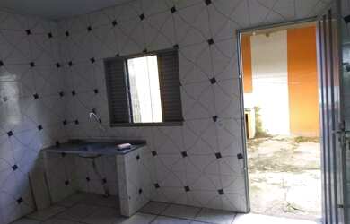 Imagem: A casa possui 2 Dormitórios e está localizado em Jardim Novo