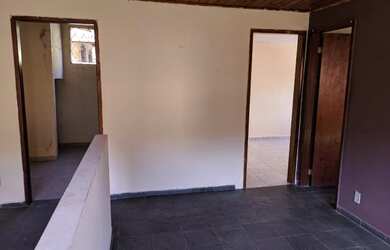 Imagem: A casa possui 2 Dormitórios, 1 Banheiro e está localizado