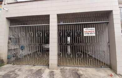 Imagem: A casa possui 2 Dormitórios, 2 Banheiros, 5 Vagas na garagem