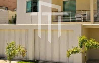 Imagem: A casa possui 3 Dormitórios, 3 Banheiros, 3 Vagas na garagem