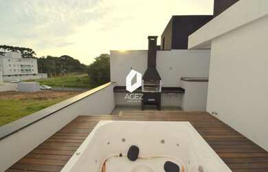 Imagem: A casa em condomínio possui 4 Dormitórios, 3 Banheiros, 2