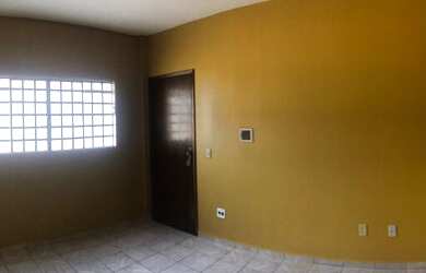 Imagem: O apartamento possui 1 Dormitório, 1 Banheiro, 60m² de Área