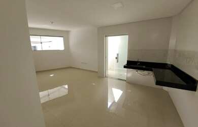 Imagem: O apartamento possui 3 Dormitórios, 1 Banheiro, 1 Vaga na garagem