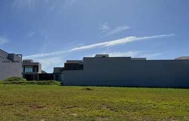 Imagem: O terreno possui 300m² de Área e está localizado em Jardim