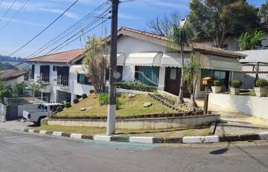 Imagem 2: Casa para venda no Condomínio Arujazinho I II III