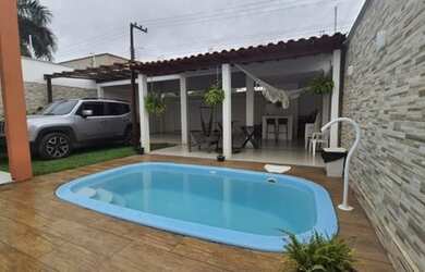 Imagem: A casa possui 2 Dormitórios, 2 Banheiros, 1 Vaga na garagem