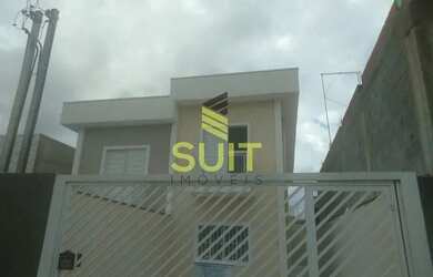 Imagem: A casa possui 3 Dormitórios, 3 Banheiros, 1 Vaga na garagem