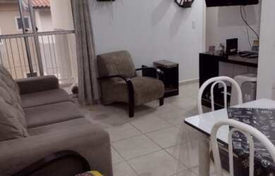 Imagem: O apartamento possui 2 Dormitórios, 1 Banheiro, 1 Vaga na garagem