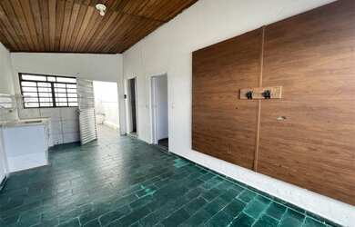 Imagem: A casa possui 1 Dormitório, 1 Banheiro, 45m² de Área e está