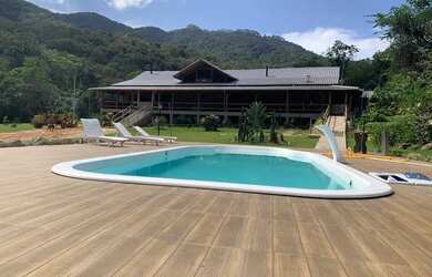 Imagem 3: FAZENDA DE ALTO PADRÃO. Piscinae840.000m² de Área
