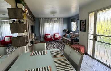 Imagem 6: Casa com 03 quartos e edícula à venda no Bairro Urlândia em Santa Maria