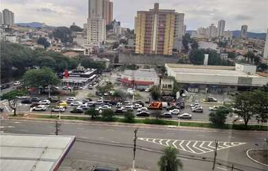 Imagem: O depósito possui 1 Vaga na garagem e 27m² de Área e está